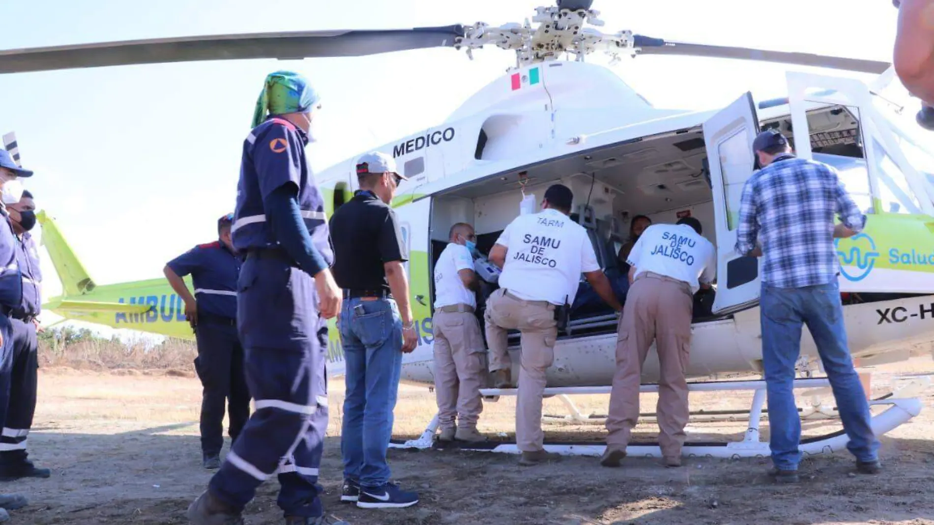 Niña con quemaduras es trasladada